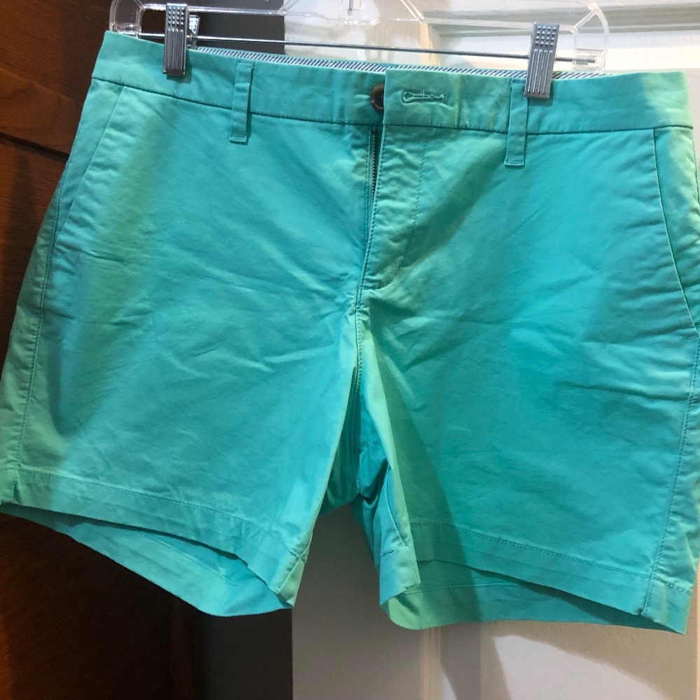 Old Navy Relaxed Fit Mid Rise Everyday Shorts 5 in inseam